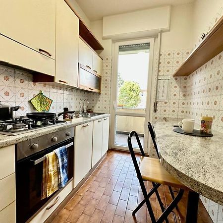 Low Cost Holiday An Business House And Free Park By Revenue House 코모 외부 사진